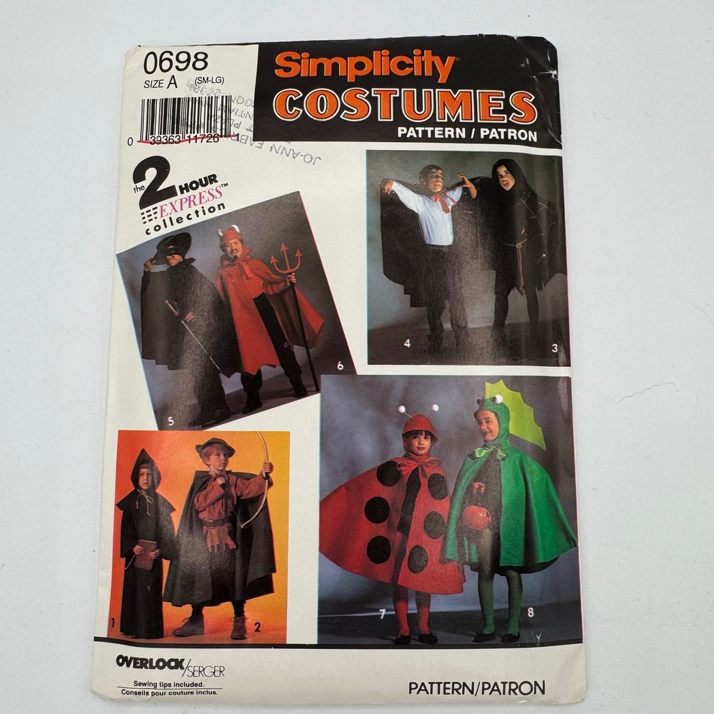 Simplicity 0698 Kids Costume Sewing Pattern Cape Robe Dracula Ladybug Size SM-LG